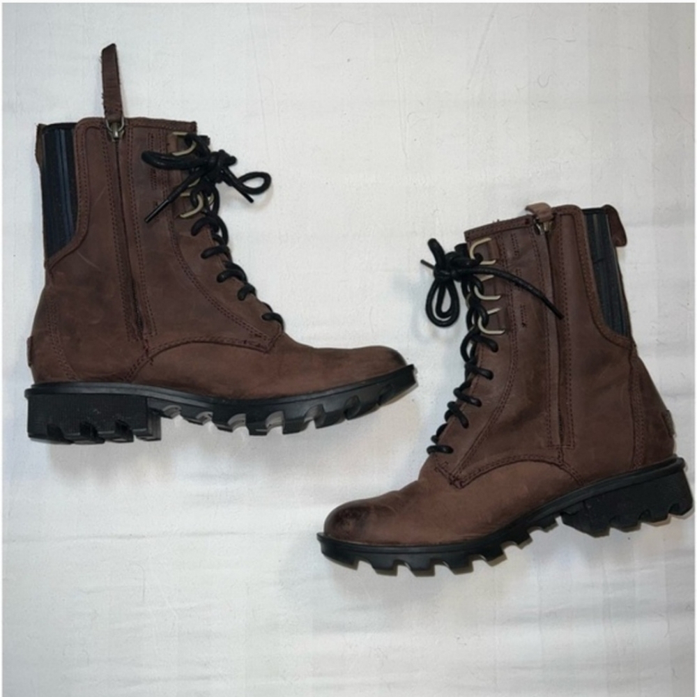 Sorel “Phoenix” Lace-Up and Zippered Ankle Combat Boots, EUC, Size 7